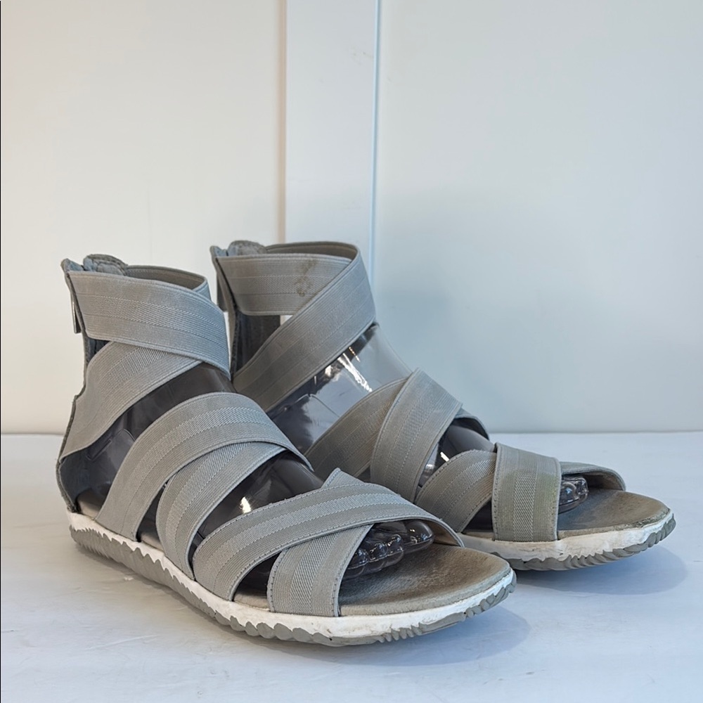 Sorel Dove Gray and White Out N About Ankle Strap Strappy Sandal
